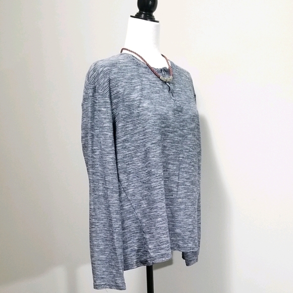 Silver Jeans Women's Top Size L Long Sleeve 3 Button Pull Over Jersey - Picture 2 of 8
